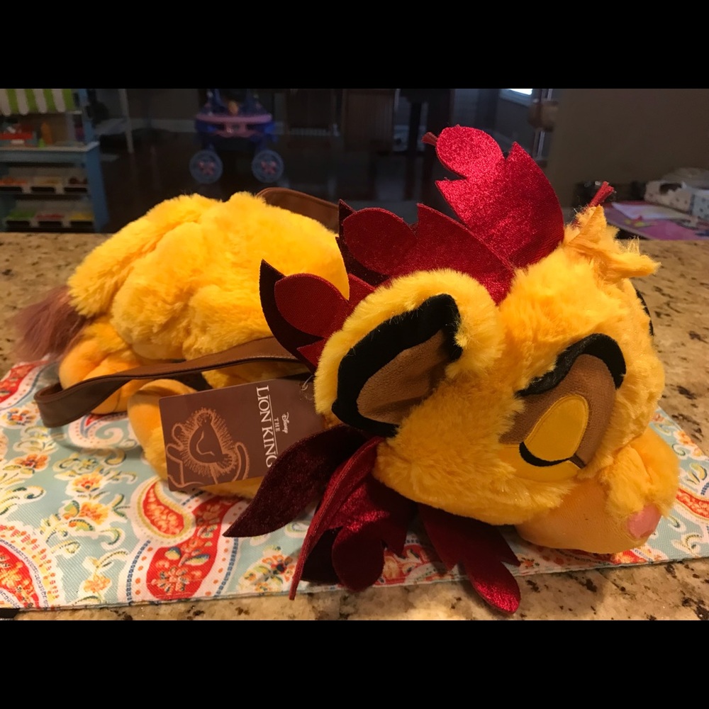Lion king Simba Shanghai Disney crossbody shoulder bag BNWT